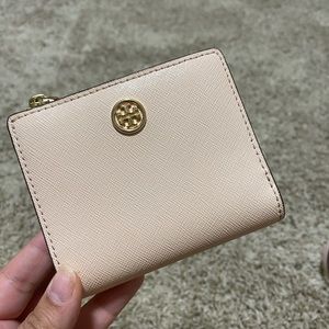Tory Burch mini wallet